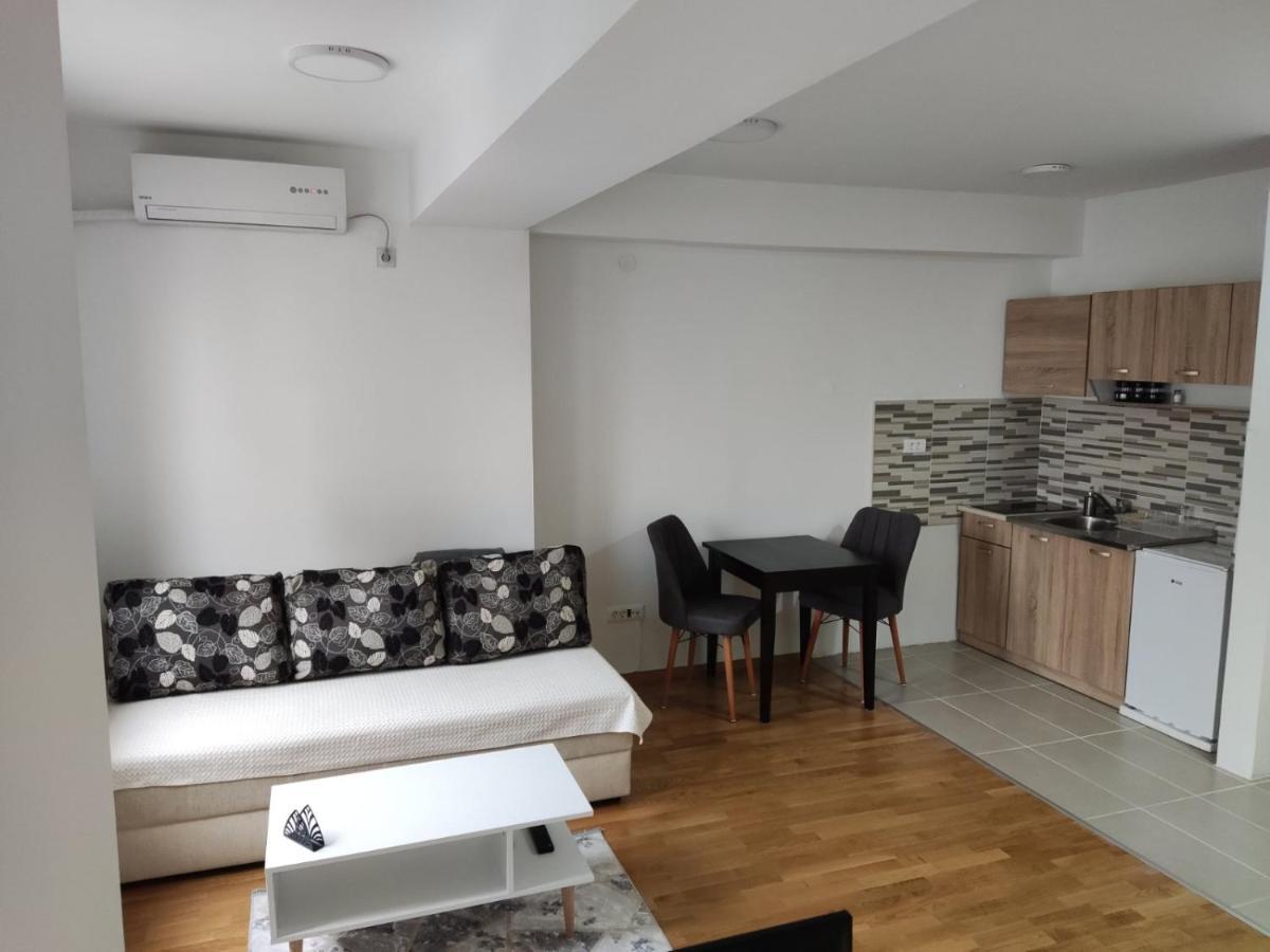 Sarah - City Apartment Skopje Exteriör bild