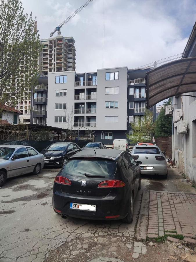 Sarah - City Apartment Skopje Exteriör bild